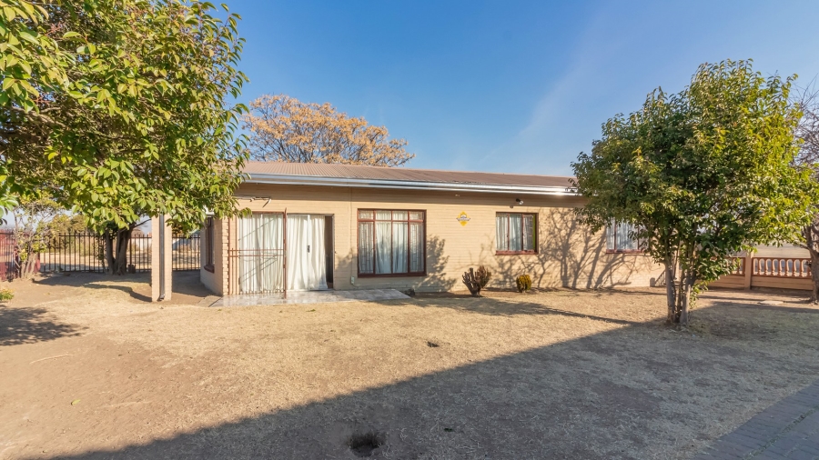 3 Bedroom Property for Sale in Tuinhof Free State